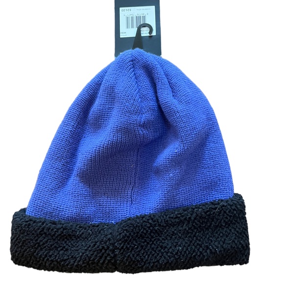 NIKE Youth Winter Hat Purple Black Unisex
Size: Youth NEW - Picture 3 of 3
